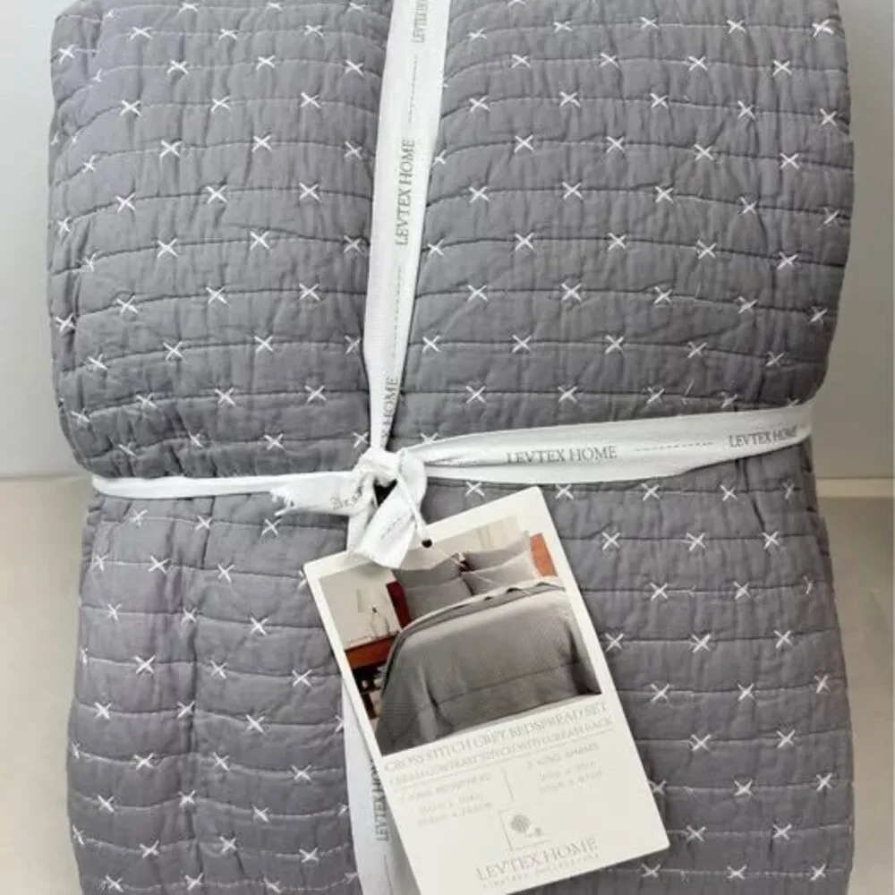 Levtex Home Cross Stitch Stitching 3-Pc. Bedspread Set, King, Grey